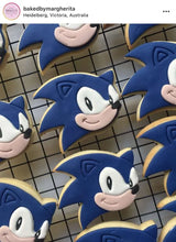 Cookie Cutter Store - Sonic The Hedgehog Cutter and Stamp *Last One*