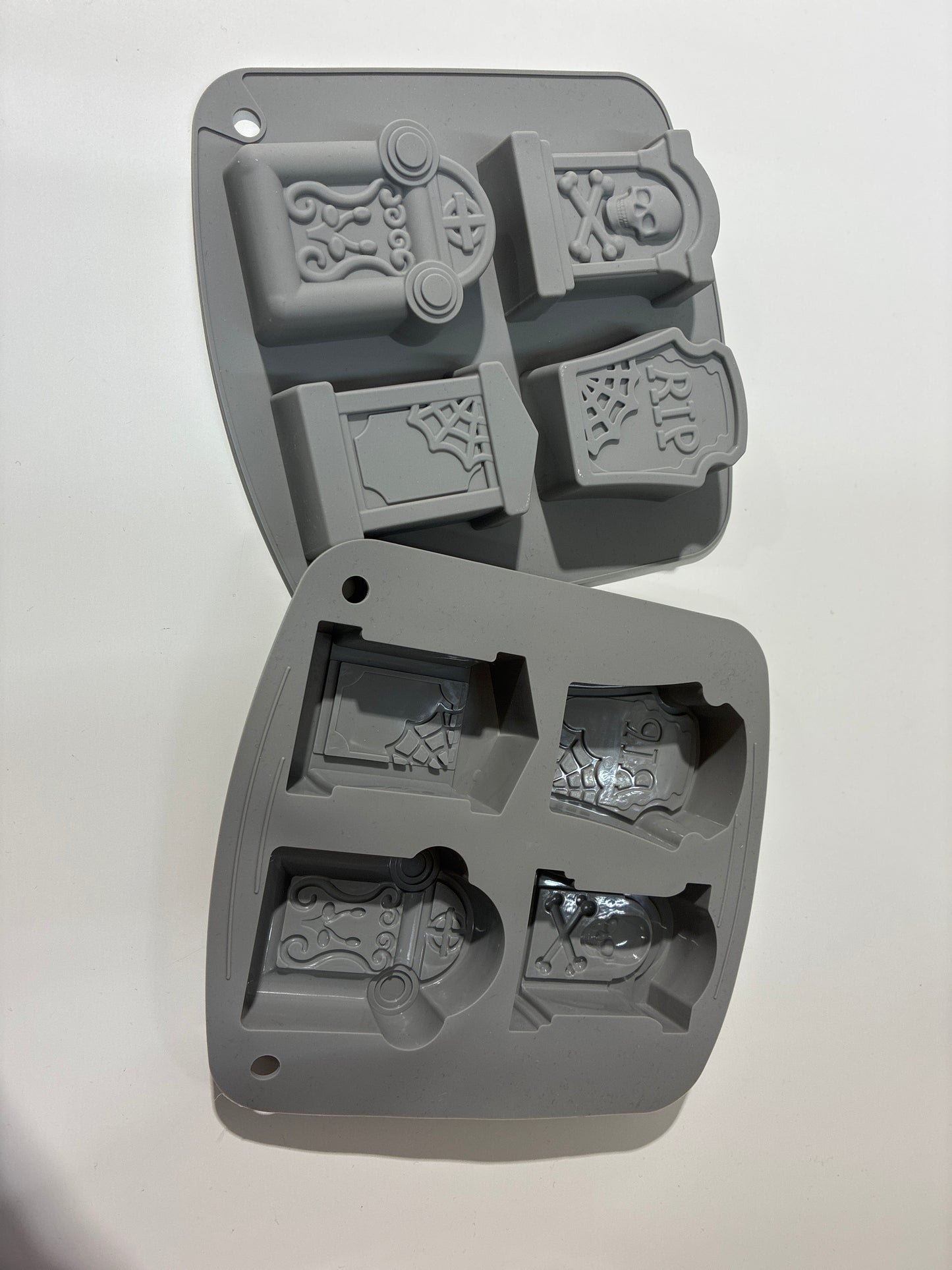 4Pc Halloween Silicone Mould - Head Stones