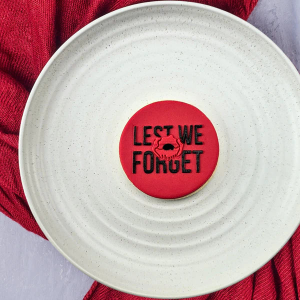 Custom cookie cutters - Lest We Forget Debosser.