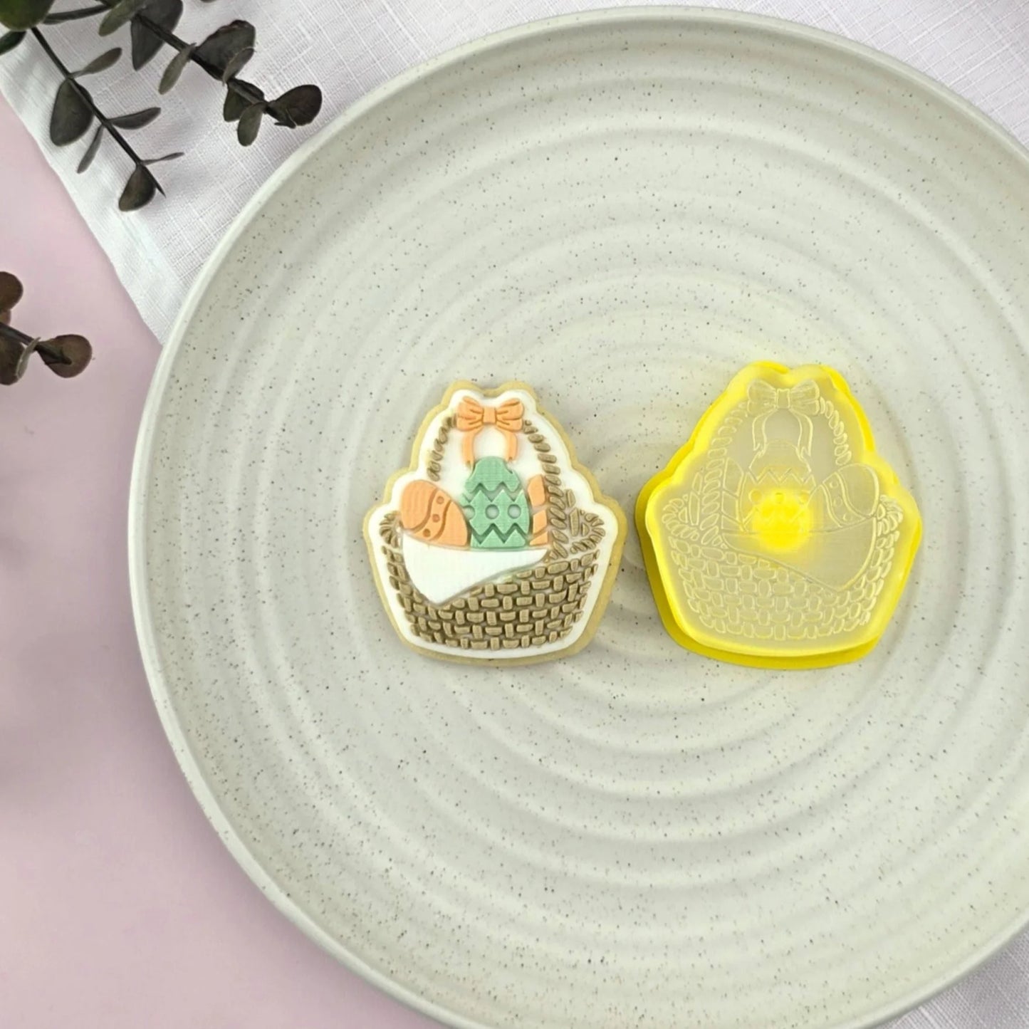 Custom Cookie Cutter - Mini Easter Basket Debosser & Cutter Set.
