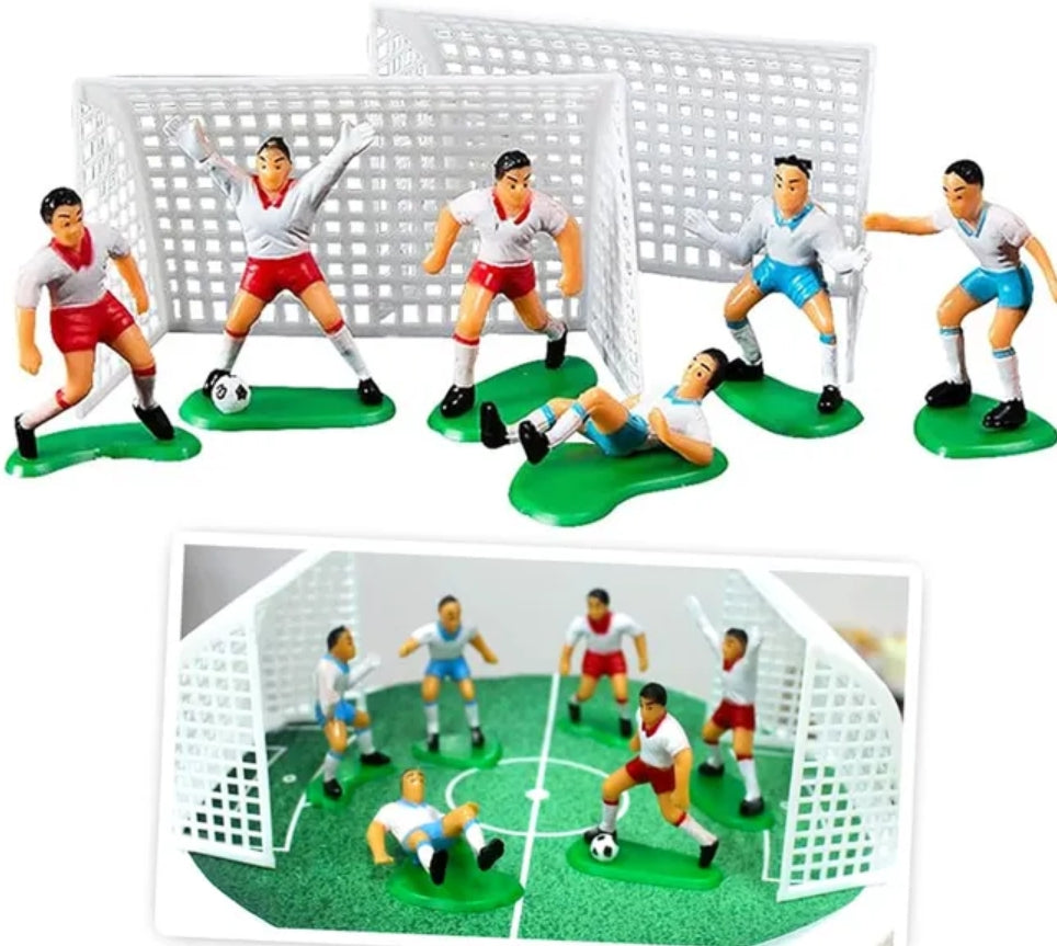 FOOTBALL / SOCCER | PLASTIC FIGURINES | 8 PIECE SET
