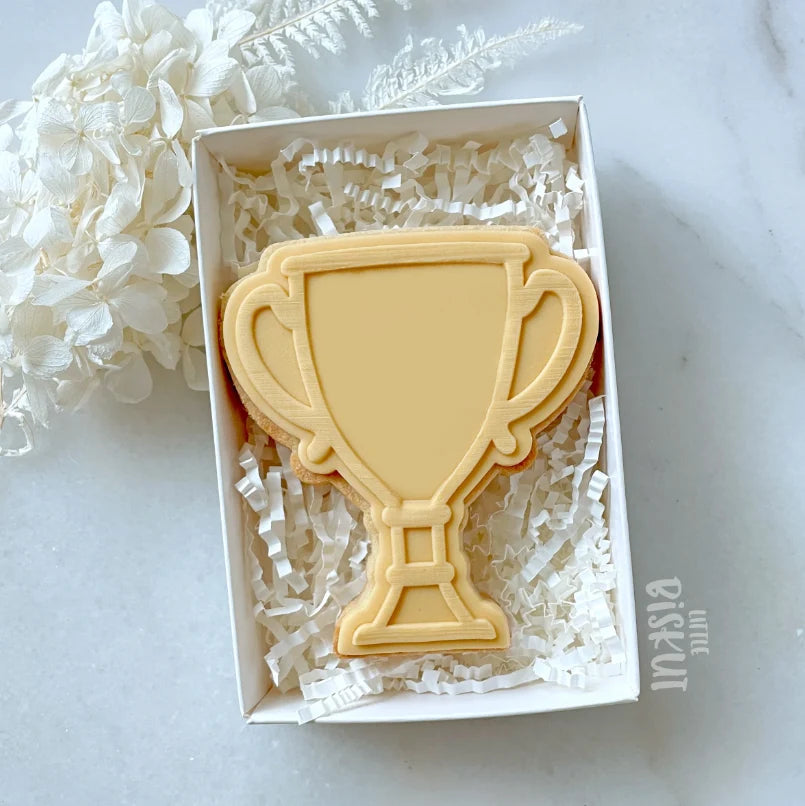Little Biskut Level Up! - Trophy Cutter & Changeable Debosser Set - Mum & Dad.