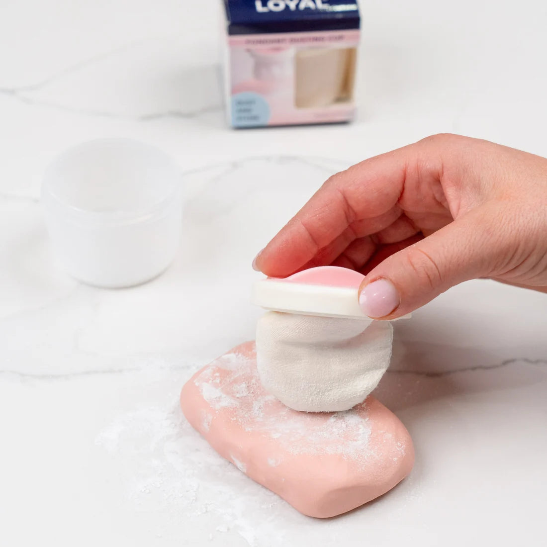 Loyal - Fondant Dusting Cup