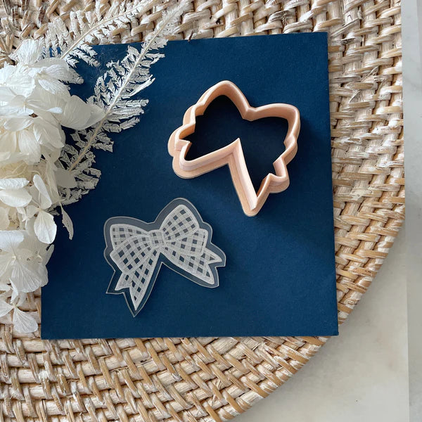 Little Biskut Level Up! - Gingham Bow Cutter & Debosser Set.