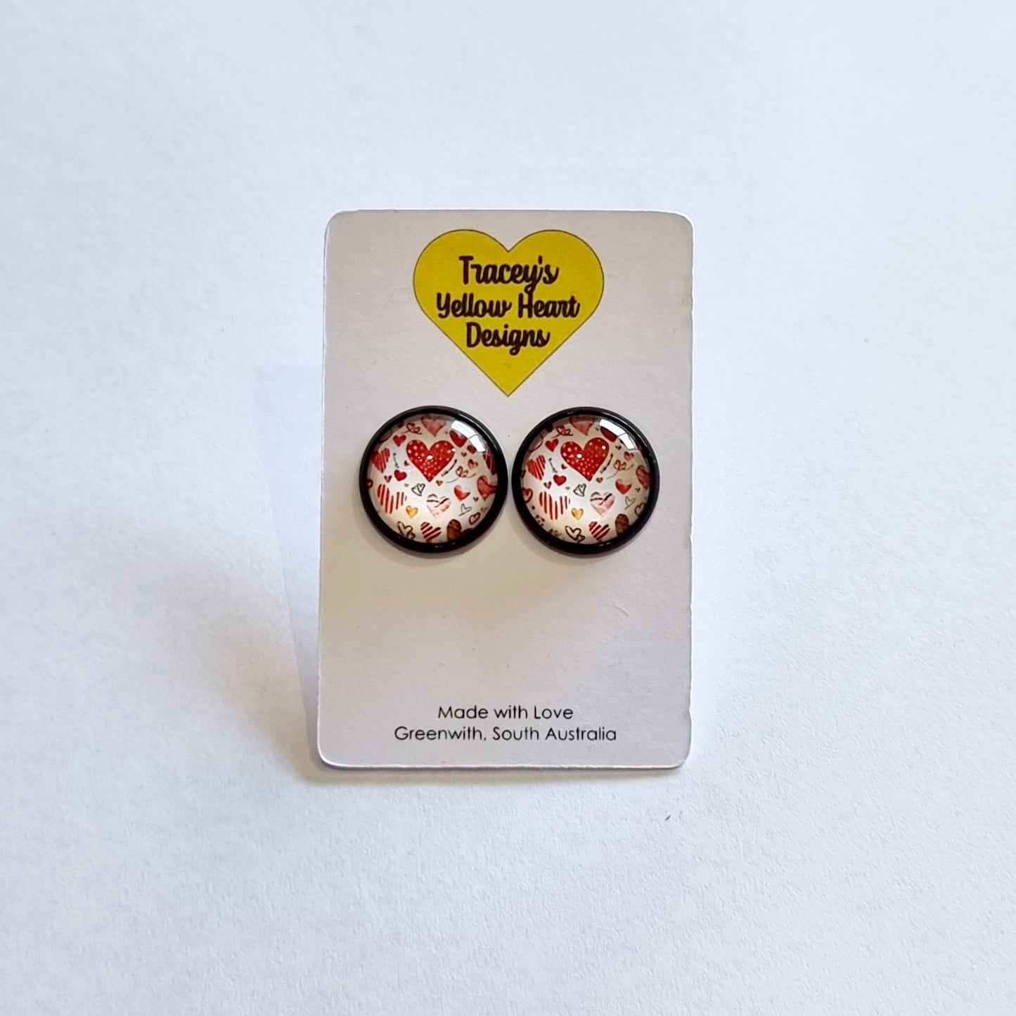 Tracey's Yellow Heart Designs - Red Asstd Hearts Dome Earring