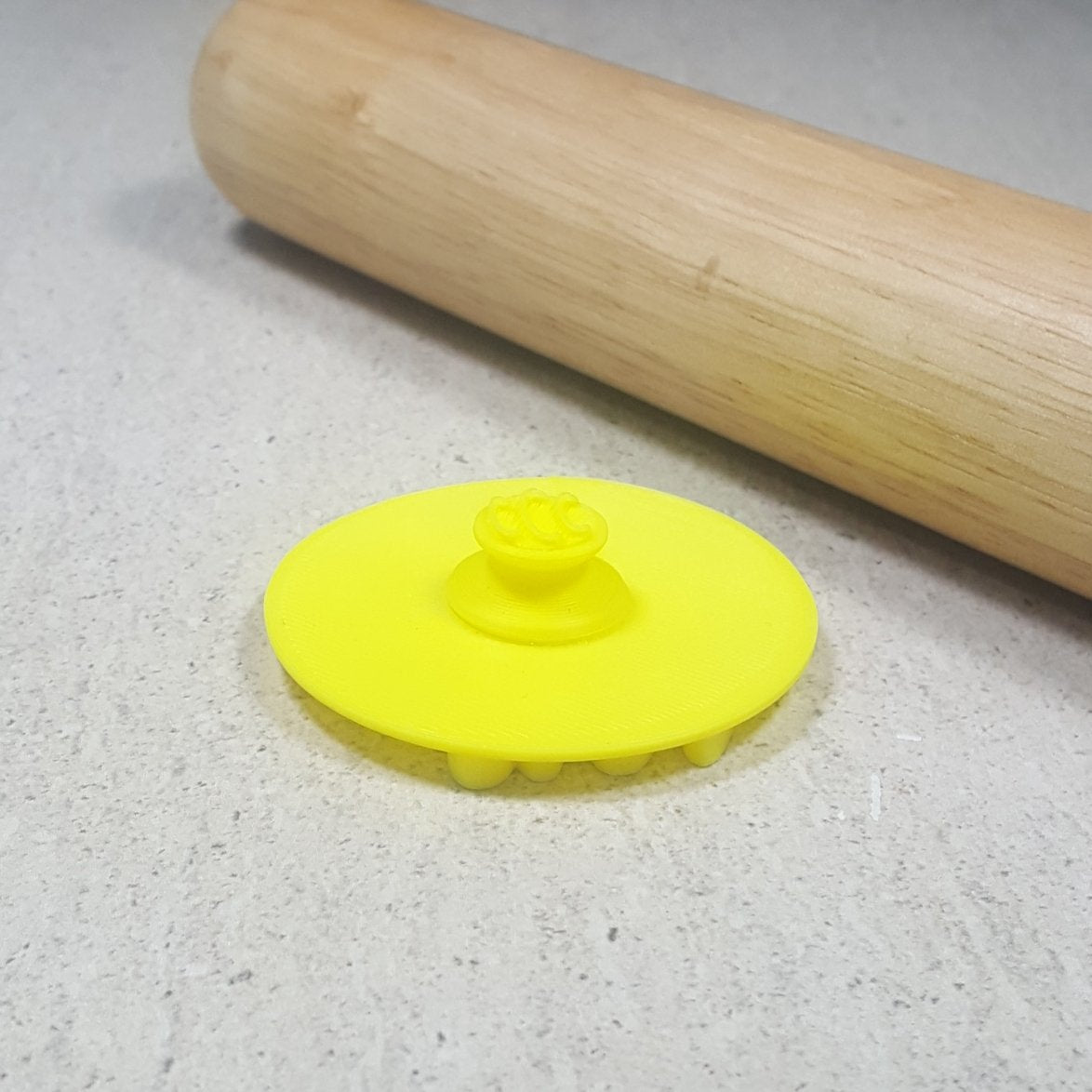 Custom Cookie Cutters Embosser - Eat them before the Elf does!.