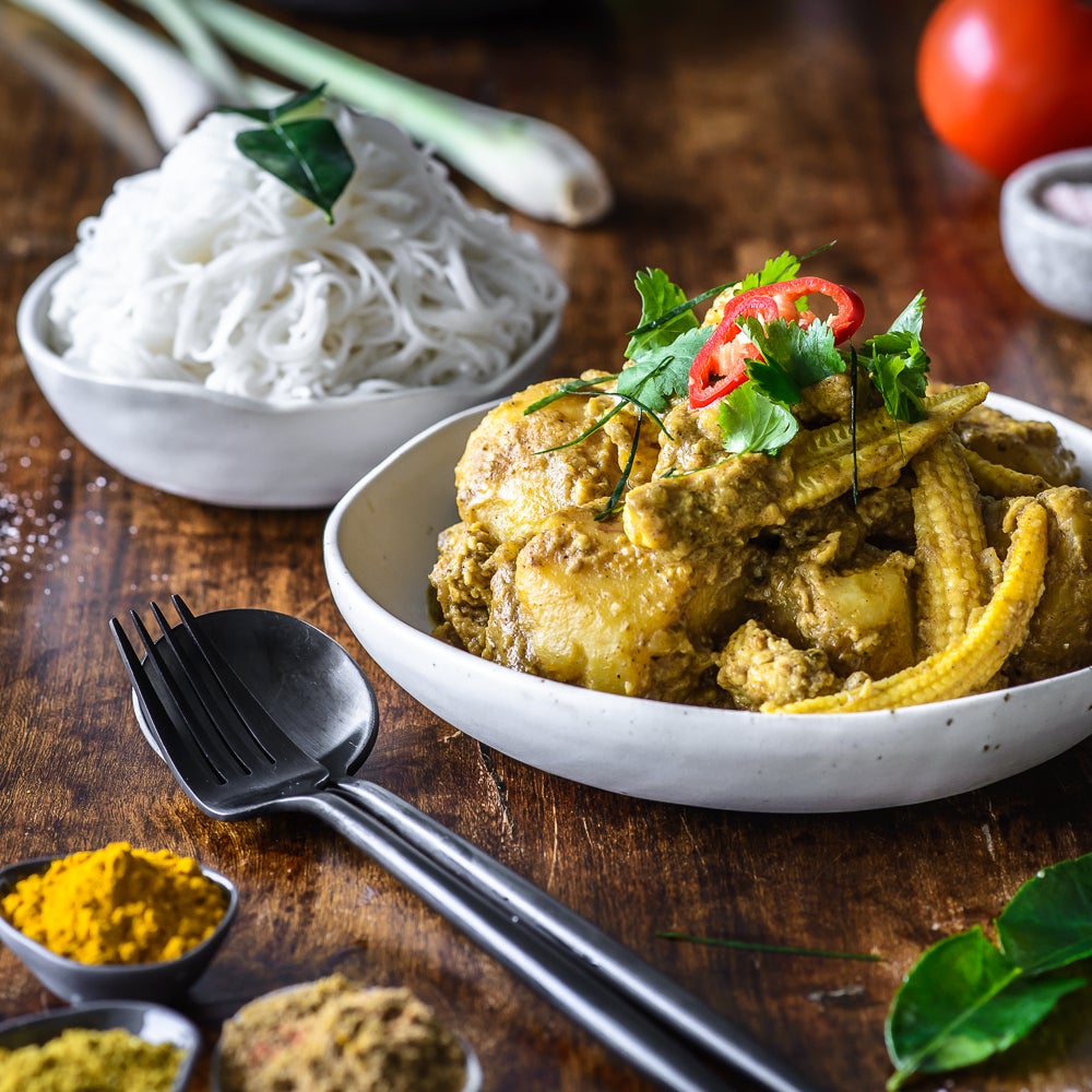 Turban Chopsticks - Yellow Curry 240g. *Past best before*.