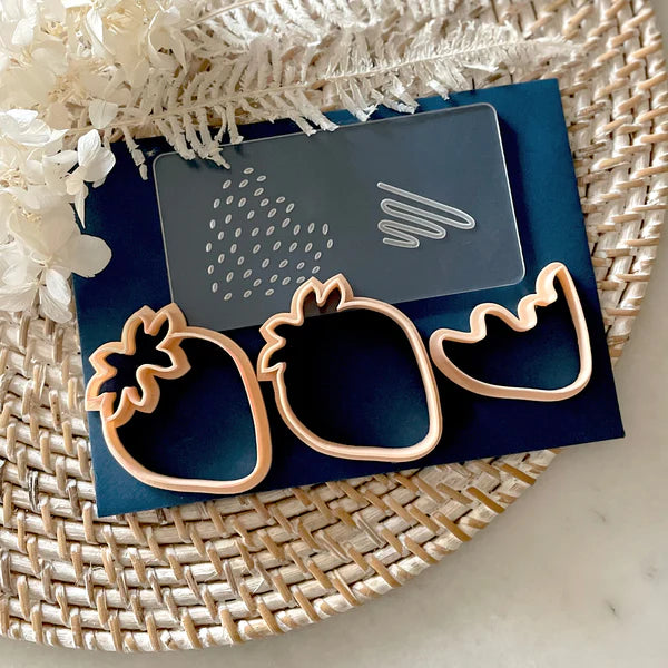 Little Biskut Cutter and Debosser Set - Strawberry.