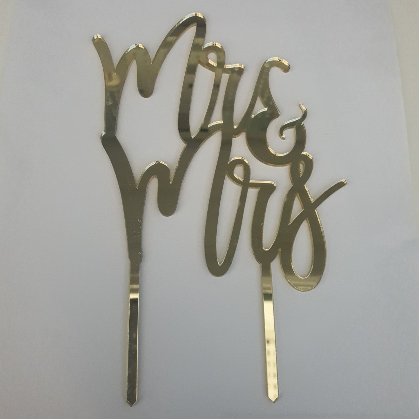 Acrylic Cake Topper  - Mr & Mrs - Gold.