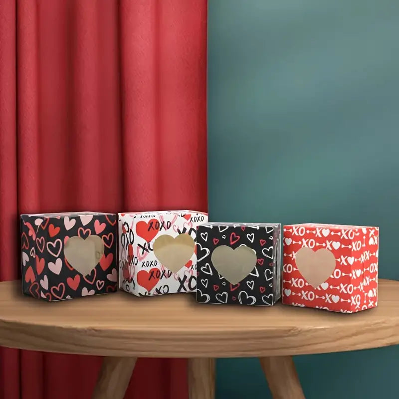 Valentine's Day Box - Drawn Hearts