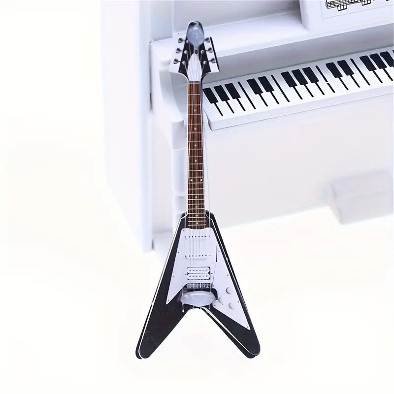 Assorted Mini Guitar Cake Decorating