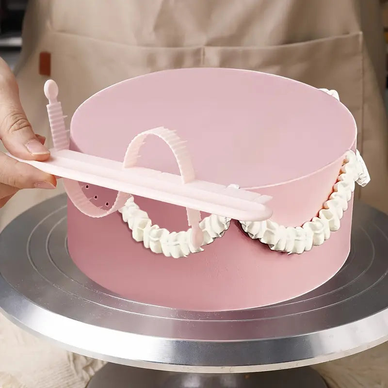 Cake Decorating Curve Guide with Measurement Markings