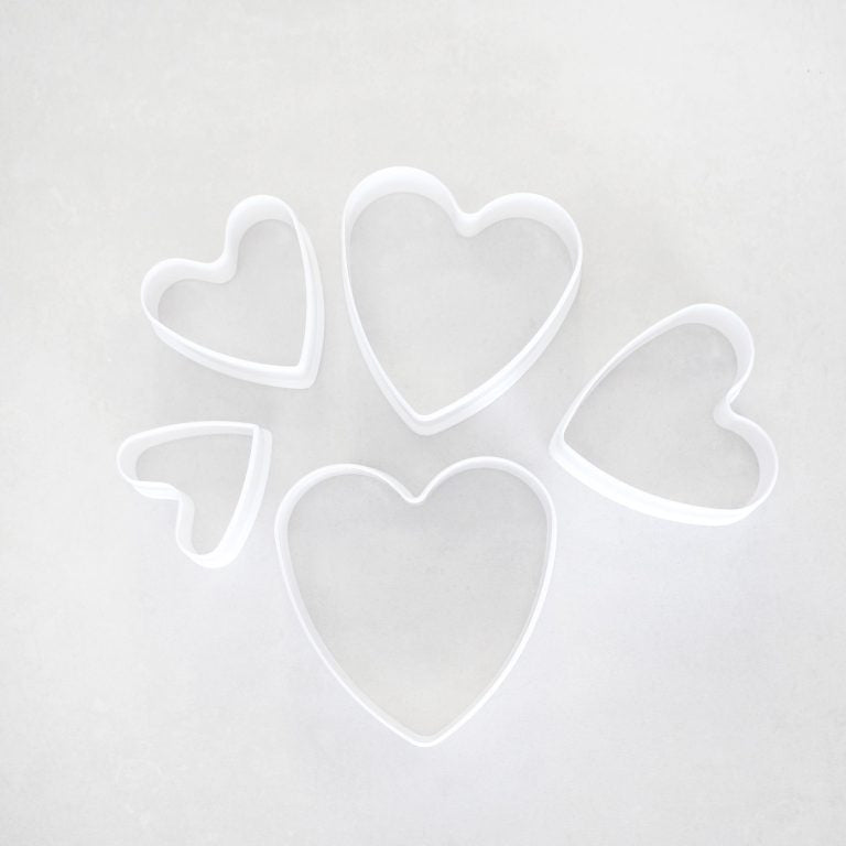 Loyal Plastic Cutter Heart Set 5pc
