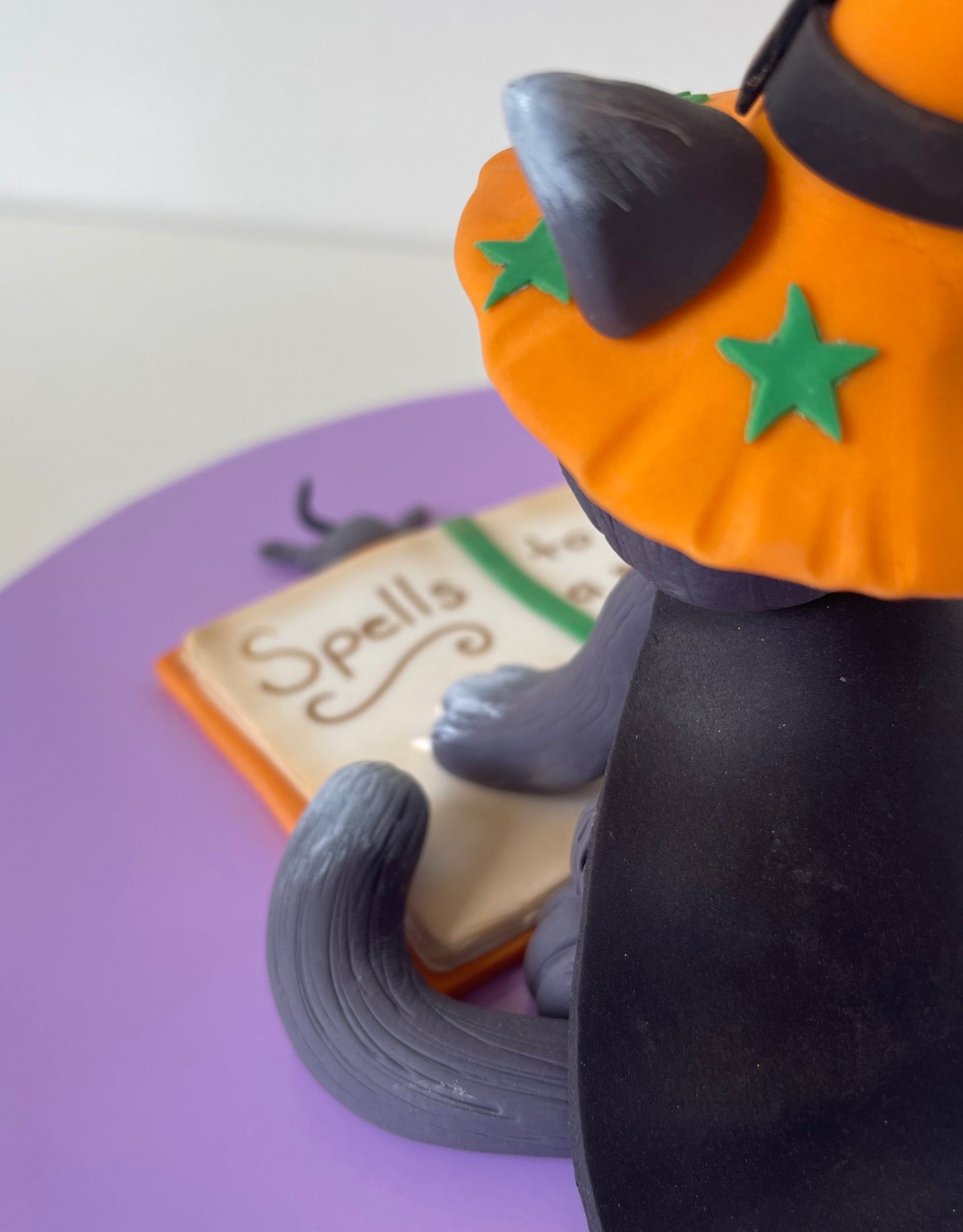 Cake Class - Figure Modelling with Nikki Taylor Charmed Creation Cakes - Halloween Cat Topper - Wednesday 23rd October 6pm