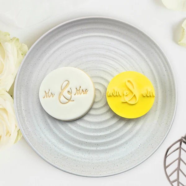 Custom Cookie Cutters Embosser - Mr & Mrs V2