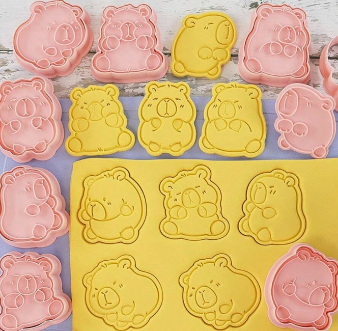 8pc Capybara Cookie Cutter Set