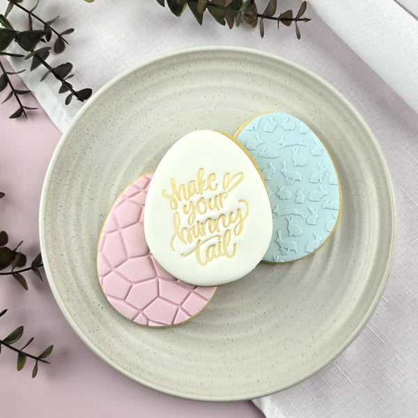 Custom Cookie Cutters Embosser - Shake your bunny tail.