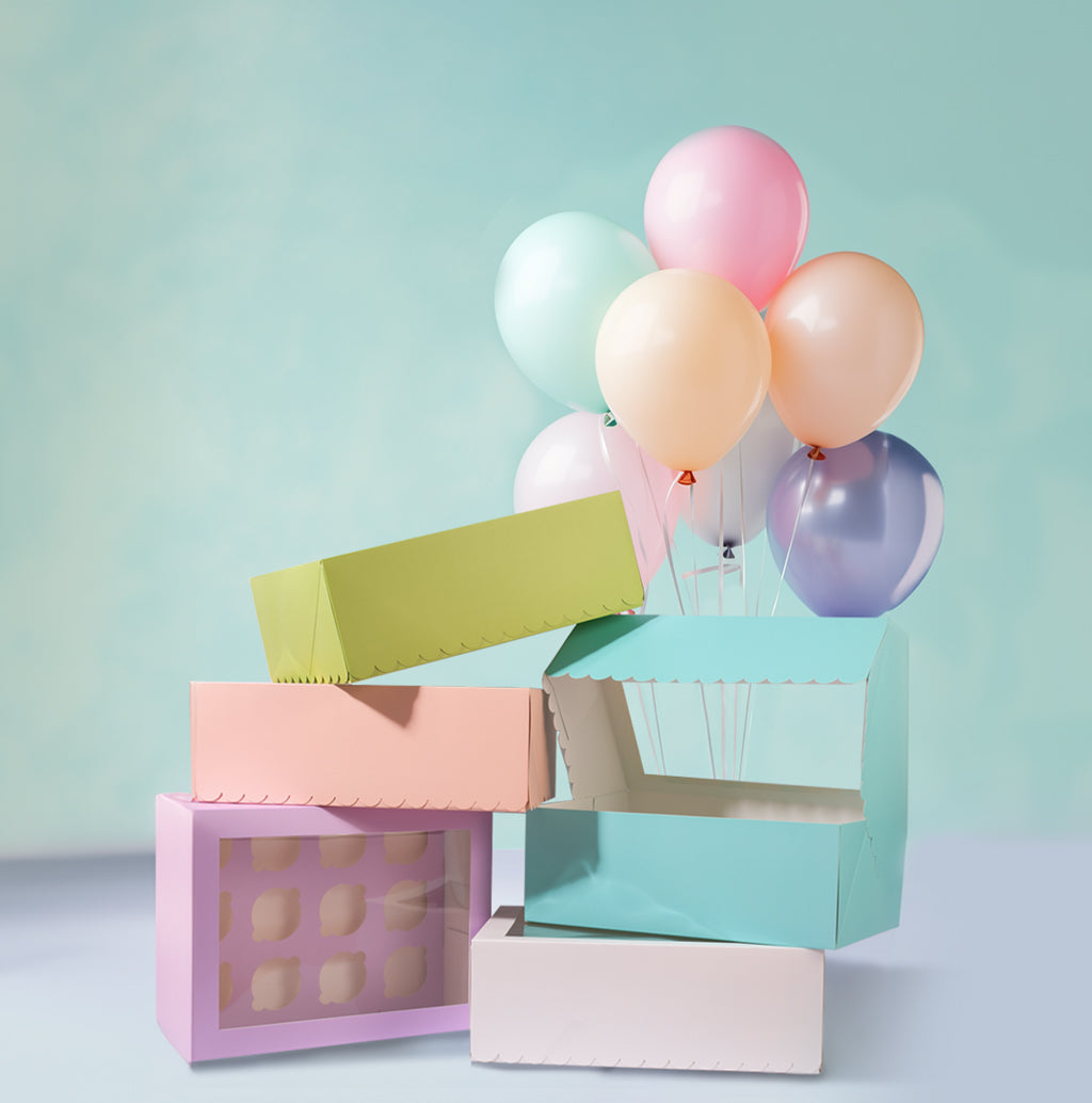 Papyrus - Scalloped Tall 12 Hole Cupcake Box - Pastel Blue