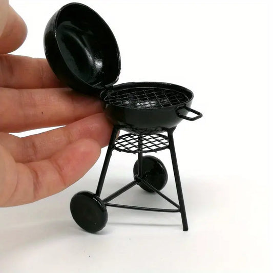 Single Mini Outdoor BBQ Webber Figurine