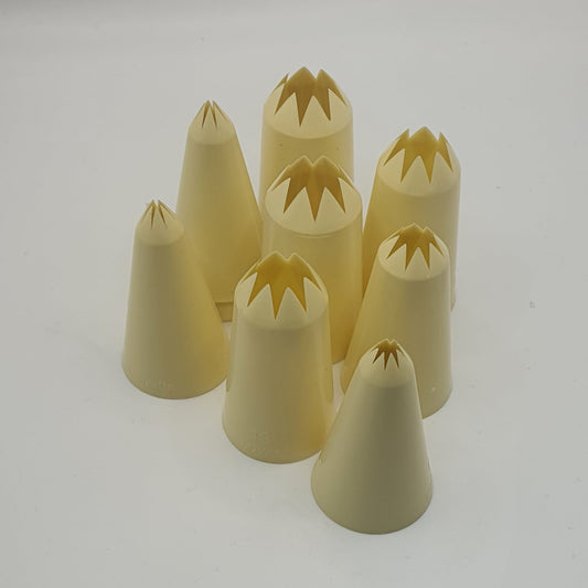 Loyal Plastic Star Piping Tips - Assorted Sizes