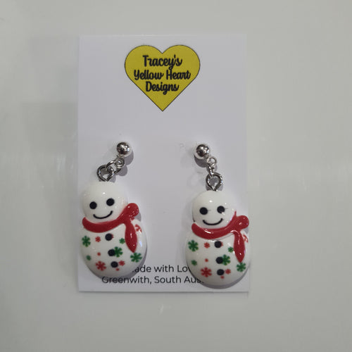 Tracey's Yellow Heart Designs - Snowman Earring