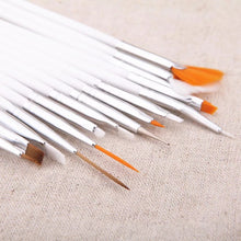 15 Piece White Brush Set