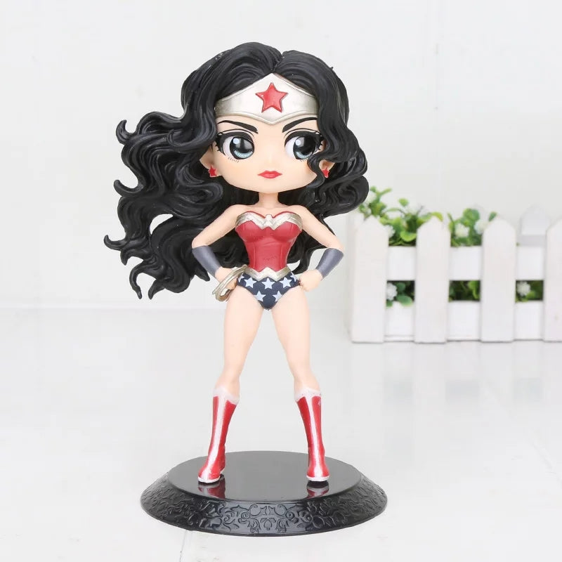 Wonderwoman Standing Figurine