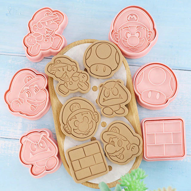 Super Mario Cookie Cutter and Stamp - 6 Piece Set