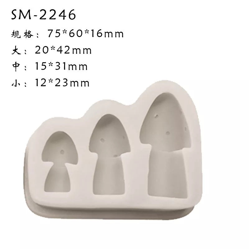 Silicone Mould - 3PC Mushrooms / Toadstools - S383.