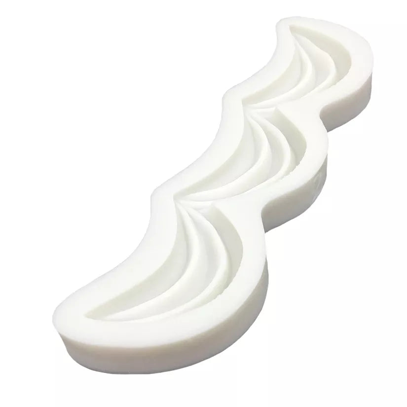 Silicone Mould - Draping Scalloped Border - S300