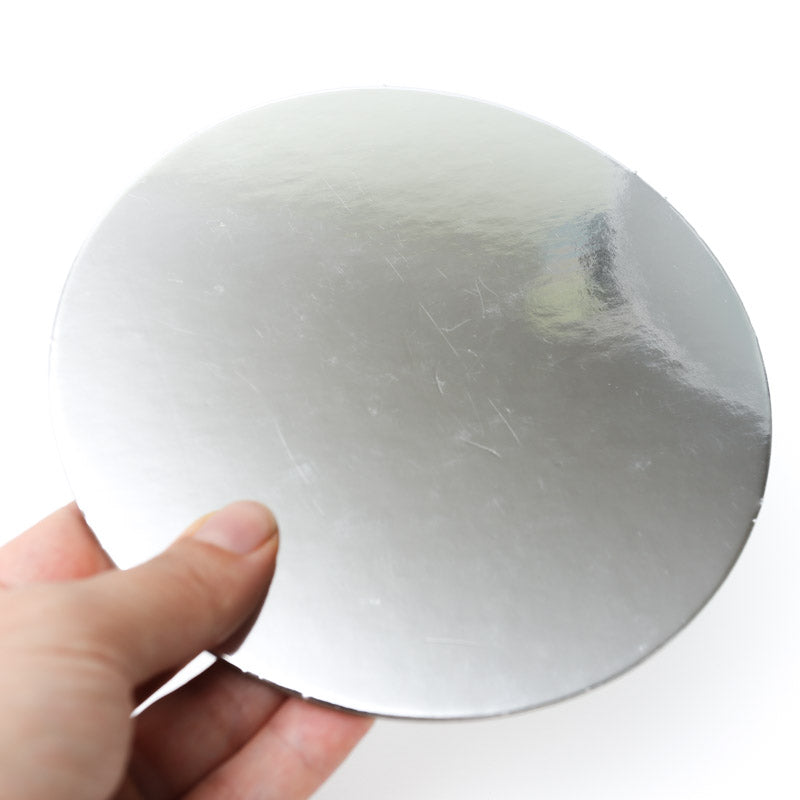 9 inch (22.5cm) Round 3mm Card Cake Board - Silver