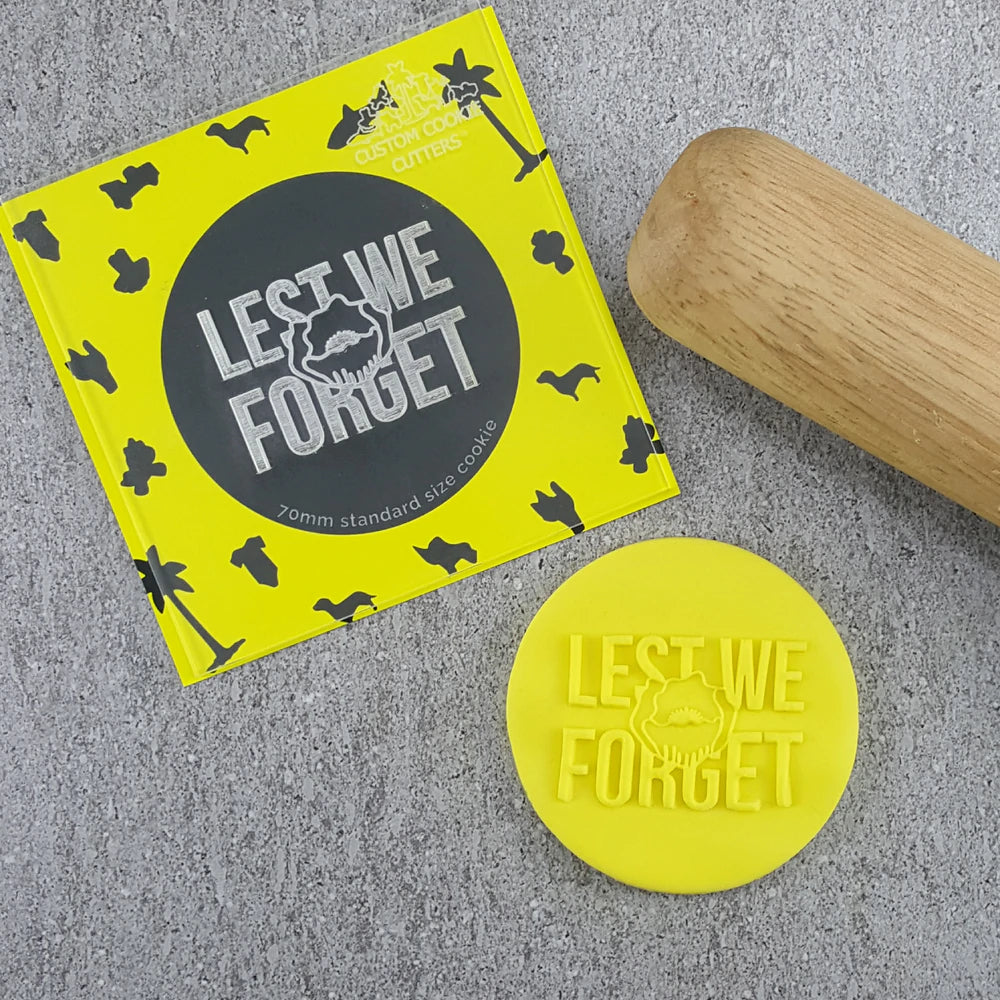 Custom cookie cutters - Lest We Forget Debosser.