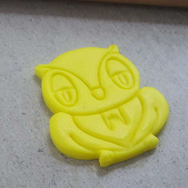 Custom Cookie Cutters Owl Cutter and Embosser Set.