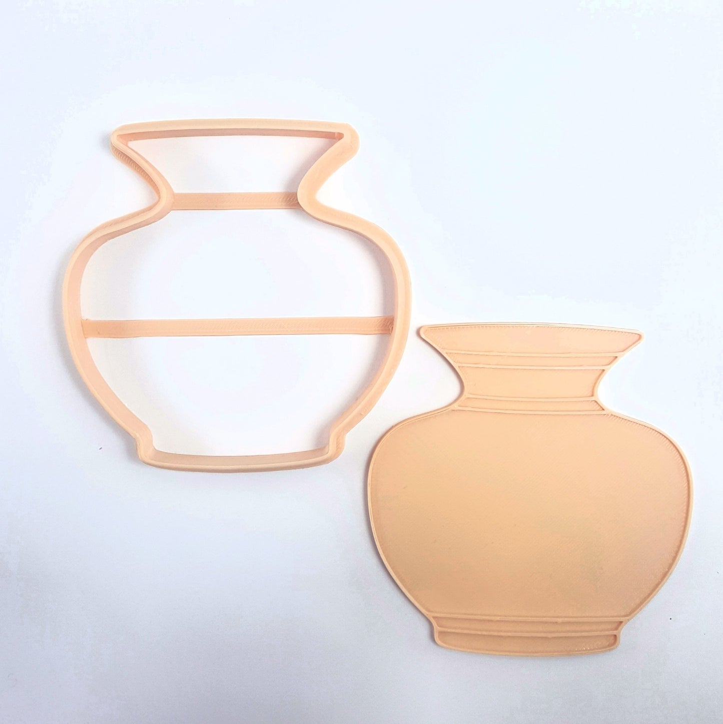 Little Biskut Vase Cutter & Optional Embosser Set.