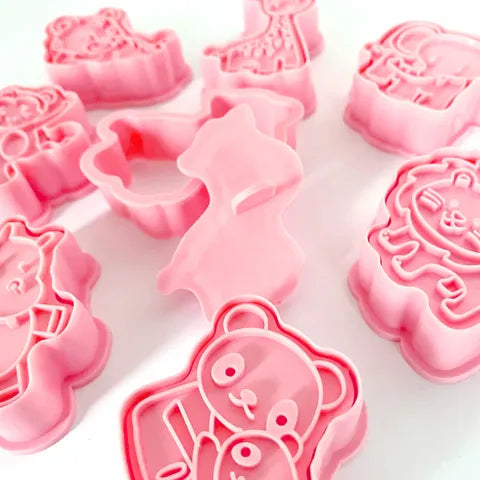 Cake Craft Jungle Cookie Cutters - 8 Piece Set.