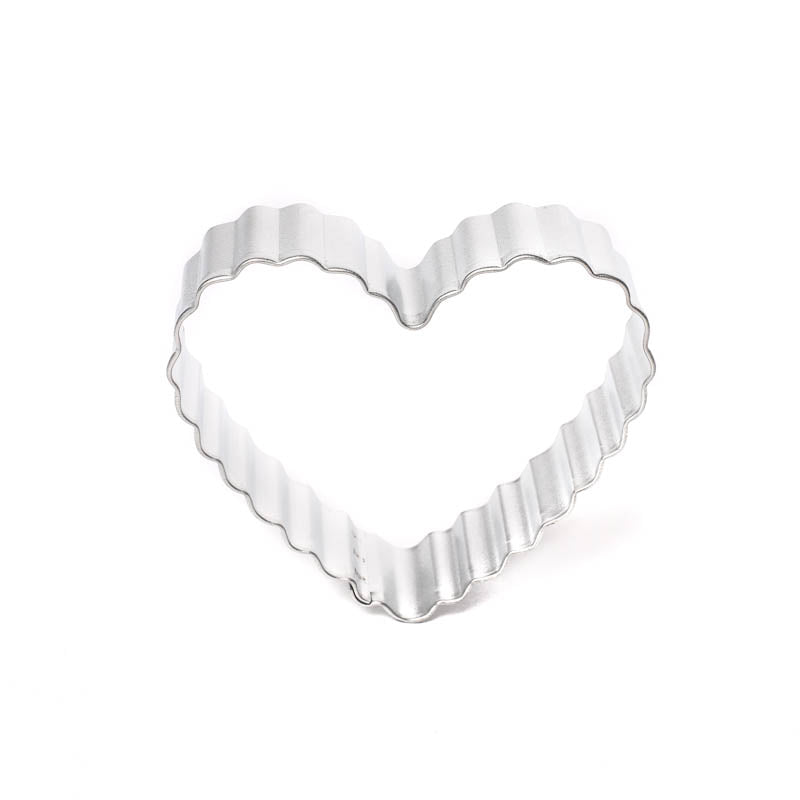 Cookie Cutter - Fluted Heart 3.25".